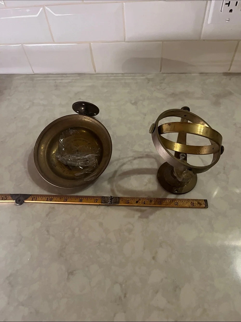 Brass Sconce and mounting brass sphere Vintage